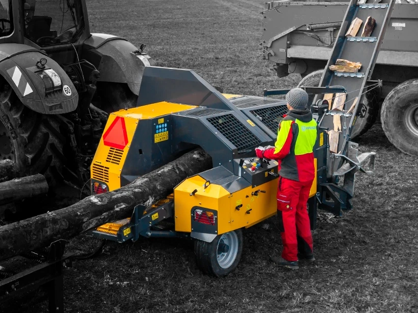 Professzionális tűzifa-feldolgozás új szinten az új TITAN 40/20 segítségével