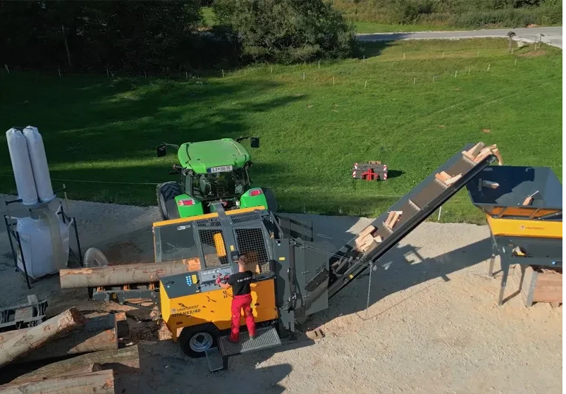 TITAN 53/40 Premium és Separator Premium működés közben – Professzionális tűzifa-feldolgozás felsőfokon