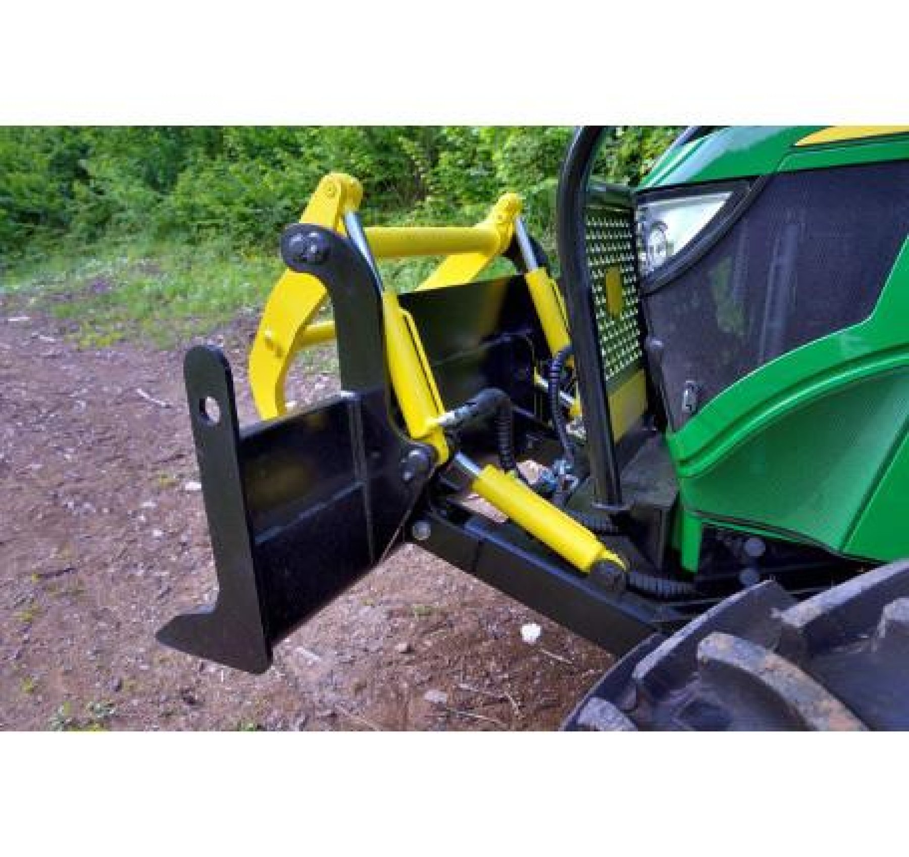 Erdészeti traktor bővítése