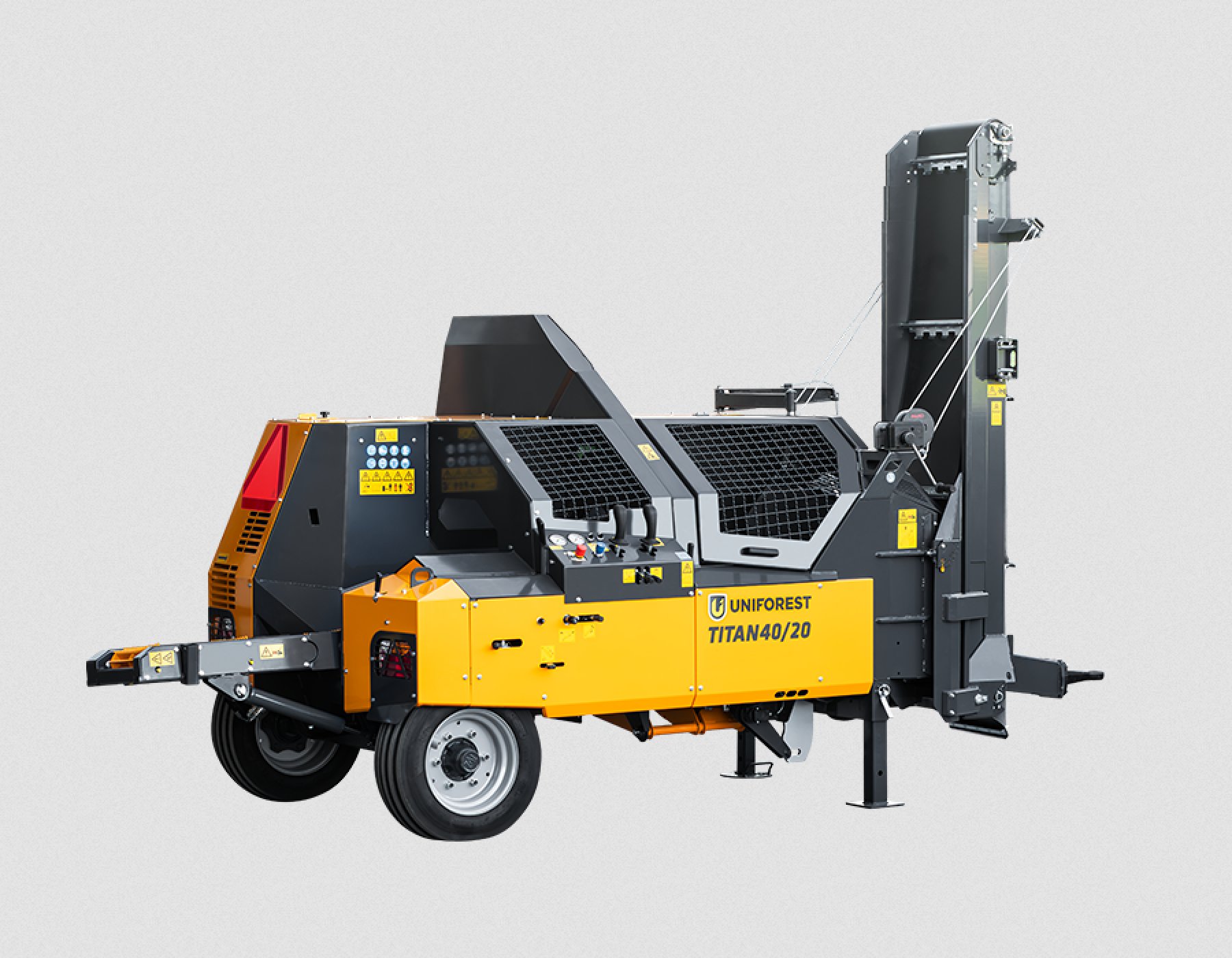 TITAN 40/20 tűzifa feldolgozó